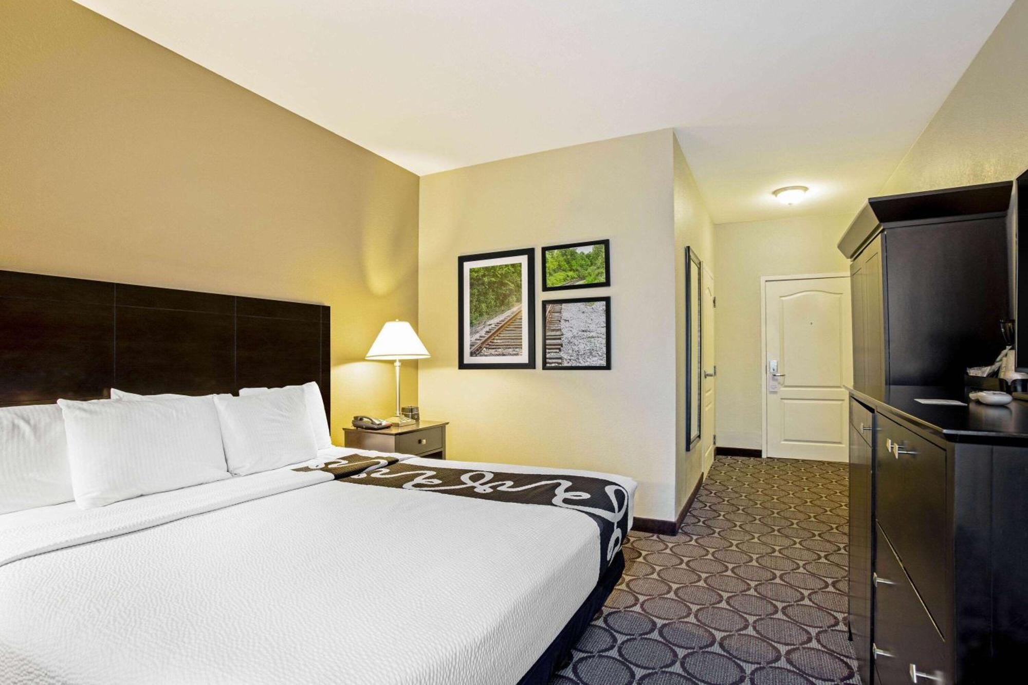 La Quinta By Wyndham Lexington South / Hamburg Hotel Exterior photo