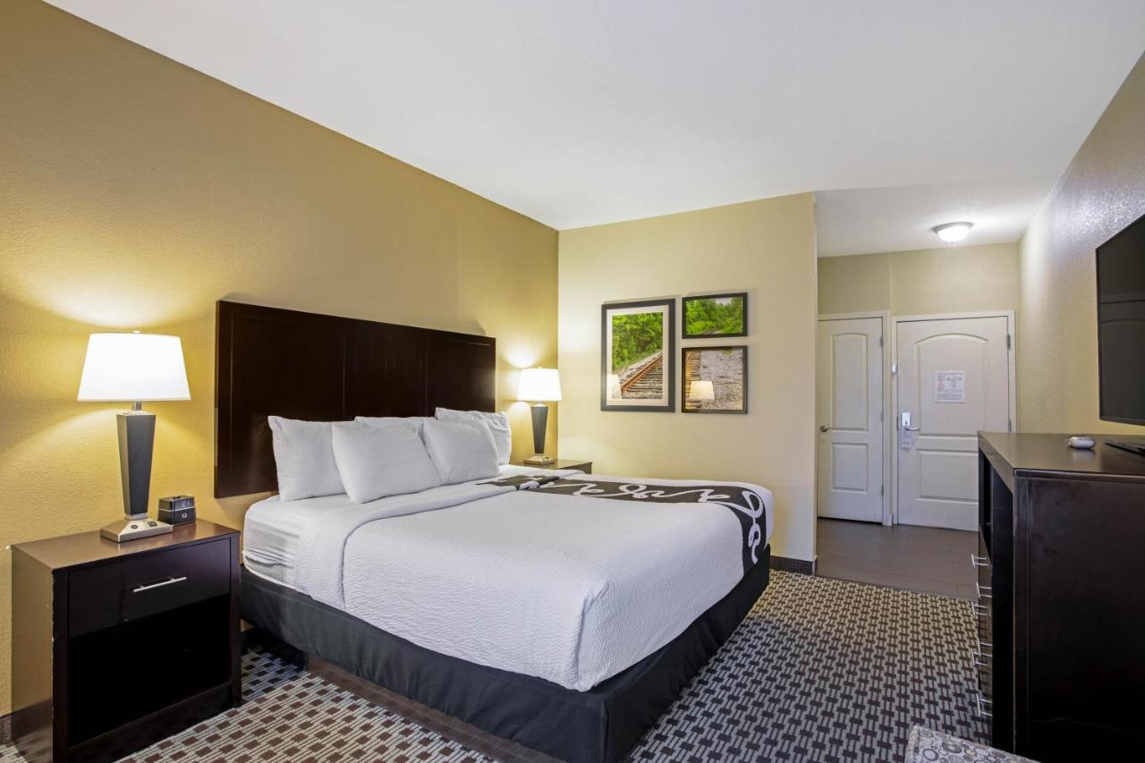 La Quinta By Wyndham Lexington South / Hamburg Hotel Exterior photo
